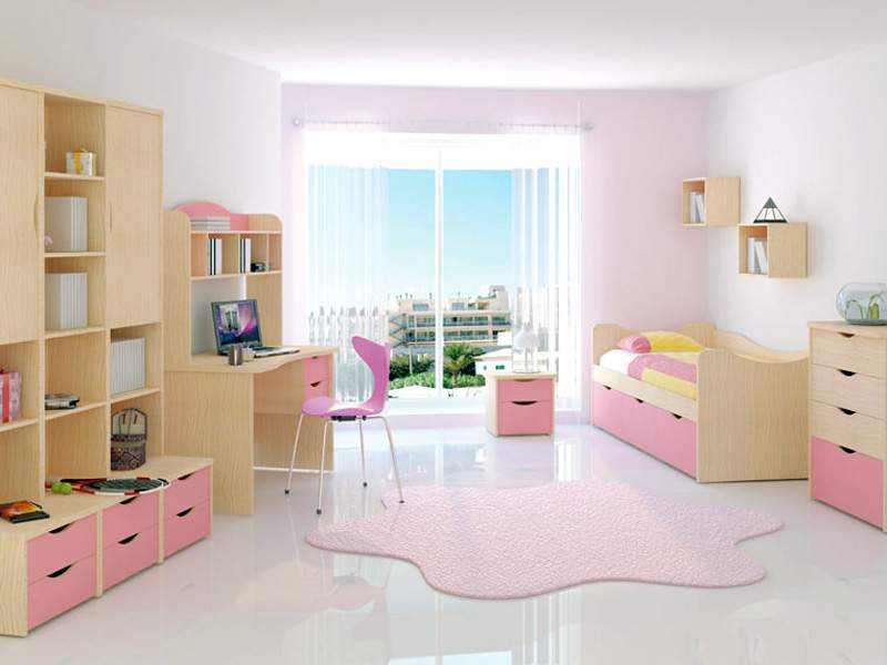 Set of children's furniture (elm)